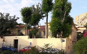 A Painter'S House In Plaka